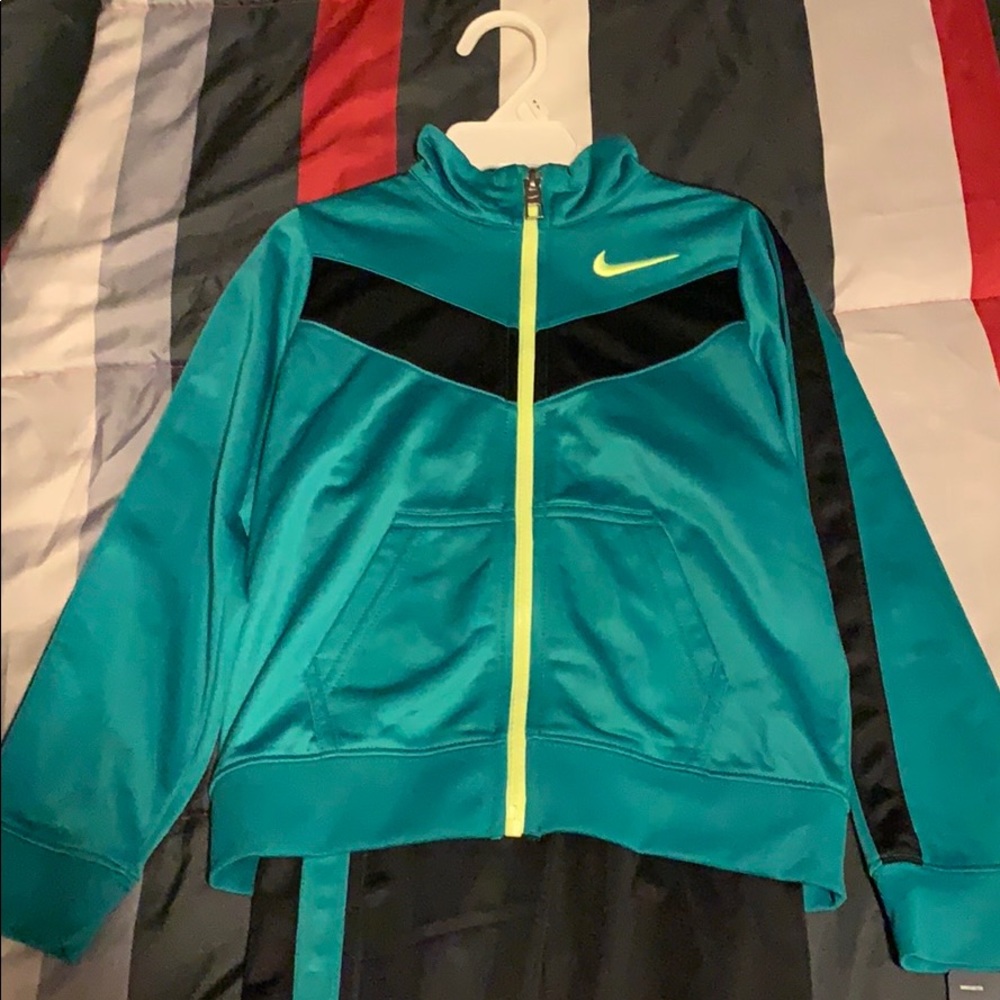 Nike toddler track suit/ sweat suit